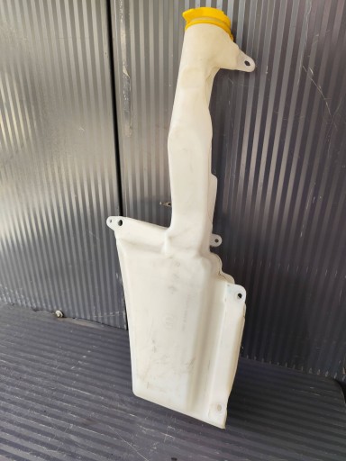 JEEP CHEROKEE KL LIFT washer fluid tank 68286794AC