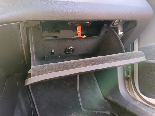 VW Passat B6 05-10 handschuhfach des beifahrers