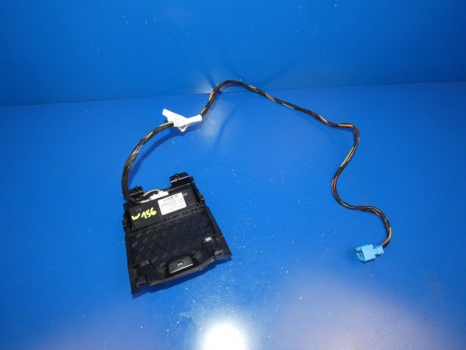 MERCEDES GLA W156 A W176 CLA W117 GNIZDO PORT USB SSD
