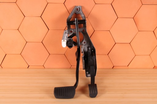 VOLVO XC60 und AUTOMAT Gaspedal Bremse KOMPLET EUROPA 31329058