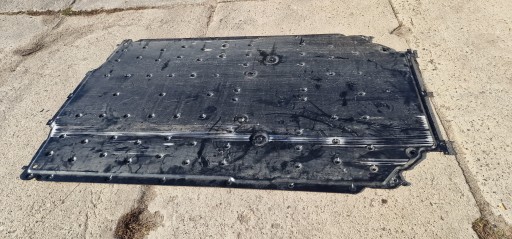 PORSCHE TAYCAN COVER COVER PODWOZIE