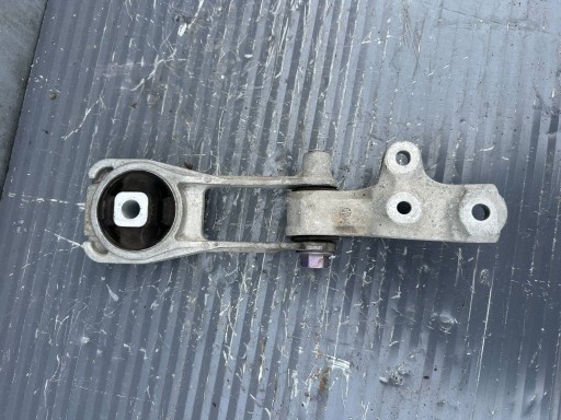 TOYOTA YARIS CROSS holder engine mount