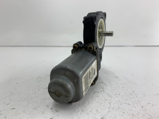 NISSAN PRIMERA P11 Motor Fenster links heck 400601T3
