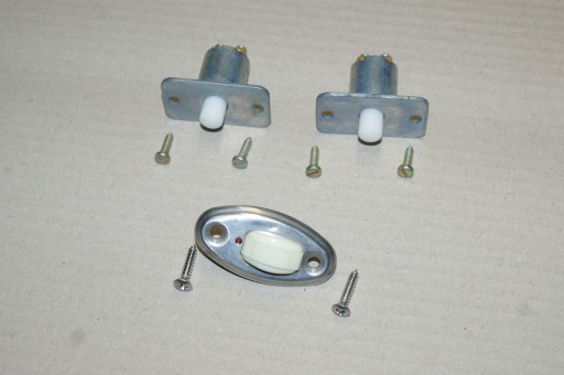 20-11111117 - Вимикачі стельового освітлення WARSZAWA M20 ГАЗ 21