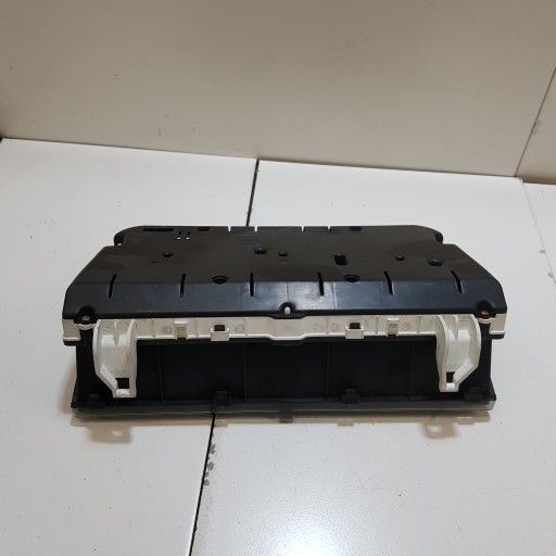 dials dials TOYOTA AVENSIS VERSO 2.0 D4D 83800-0F060-L