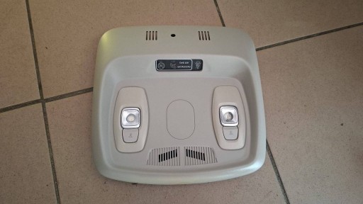 lámpa oswietlenie bent kabiny Renault Kadjar 969803138R