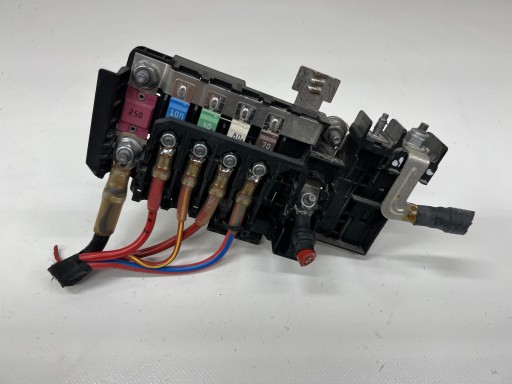 Mercedes w246 блок предохранителей a2465402150