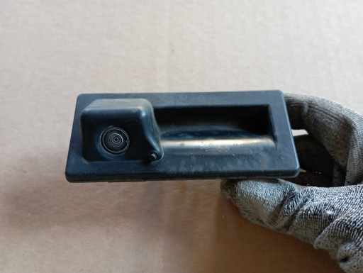 Skoda octavia iii 3 камера заднего вида на крышке багажника 3v0827566n