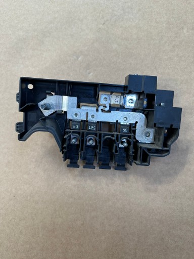 a1775404707, 1775404707 - Коробка запобіжників, клеми mercedes b class w247 m, w177 a class