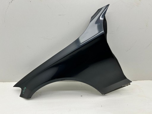 Ліве переднє крило w205 c-клас ідеально