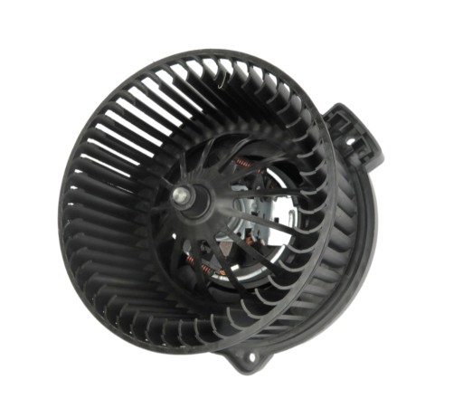 693699 - ДВИГУН CHEVROLET EPICA 2006-2010 ВЕНТИЛЯТОР