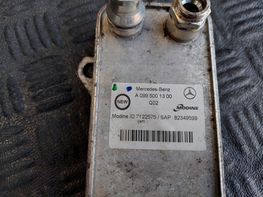 Motor Ölkühler A0995001300 MERCEDES W205 S205 C 300 2.2 CDI