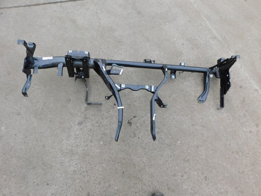 AUDI Q3 83A Support du tableau de bord rozdzielczej Europa 83B857017