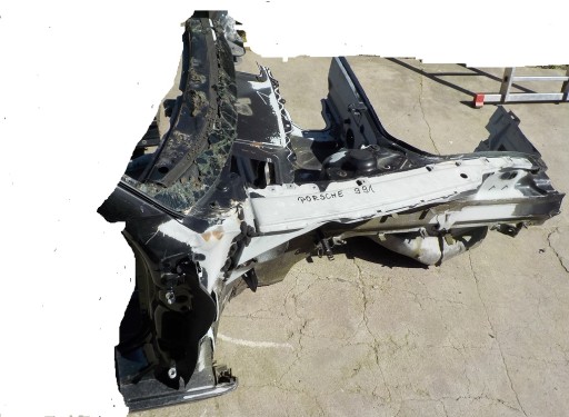 PORSCHE 991 ЧЕТВЕРТЬ ЗАДНЯЯ РАМА