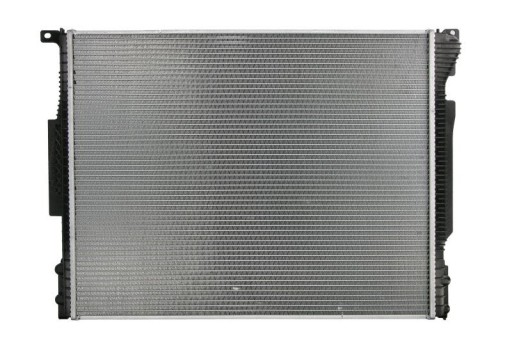 Радиатор двигателя нрф 550205