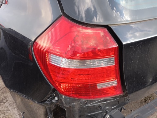 BMW 1 and E87 E81 LCI light rear part left LIFT without LED