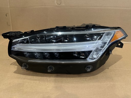 Volvo xc90 ii лампа подъема средняя светодиодная левая в сборе usa 31468910