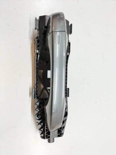 klika venkovní pravá předek KEYLESS šedá Skoda Karoq a (2017-)