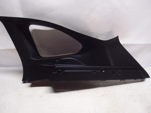 Накладка стойки п зд BMW X1 F48