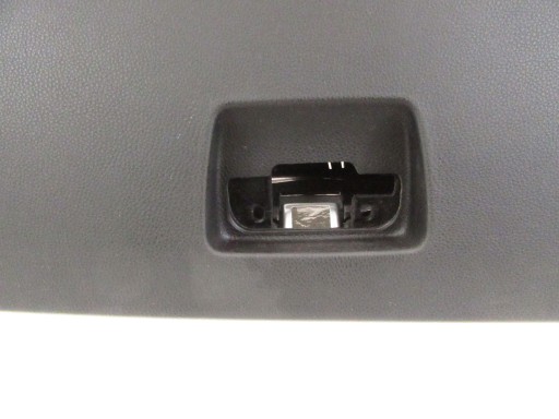 passenger compartment of the dashboard rozdzielczej right front of the passenger BMW e90 e91 e92 e93 EUROPA