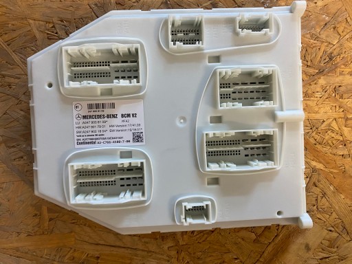 6857436778 - Модуль драйвера mercedes a177 a2479008109