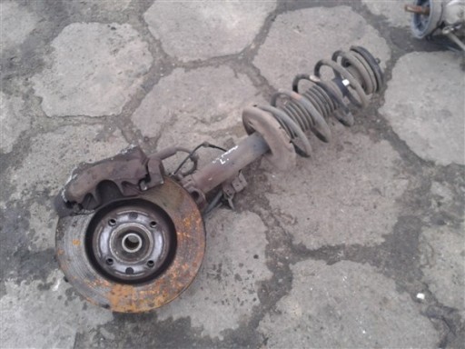 МАКПЕРСОН залишив CITROEN C4 PICASSO та 1.6 HDI