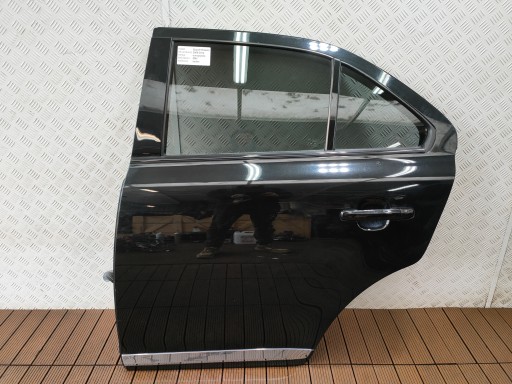 SUZUKI KIZASHI 09-14 dveře zadní levé záď barva ZMV originál