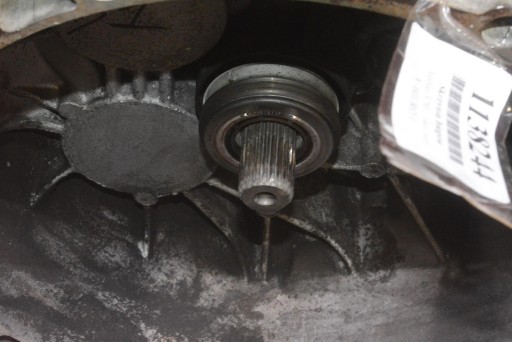 boîte vitesse 4M5R-7002-CF VOLVO S40 II V50 2.0 D 136 KM 03-11
