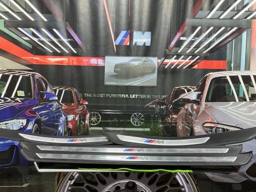 8050053 88050054 - BMW 5 F10 F11 БІЧНА БІЧНА НАКЛАДКА РАМИ М НАБІР БЕЗКОШТОВНА ДОСТАВКА