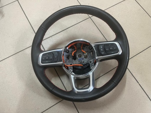 МНОГОФУНКЦІОНАЛЬНЕ РУЛЬМО ГЛАДІАТОР ЧЕРВОНА НИТКА