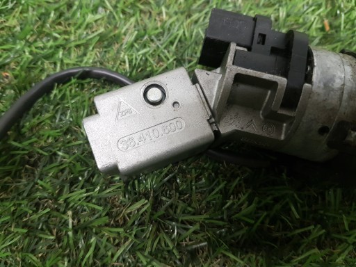 ignition Z with key CITROEN C4 PICASSO 1 36410600
