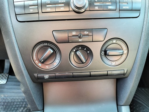 PANEL des lüfters Konsole mitte RAHMEN SKODA OCTAVIA II