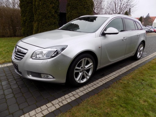 Opel Insignia I Sports Tourer 2.0 CDTI ECOTEC 160KM 2011