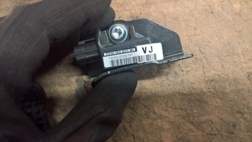 77970-TK8-B211-M1 - Датчик удару подушки безпеки srs honda odyssey 2012