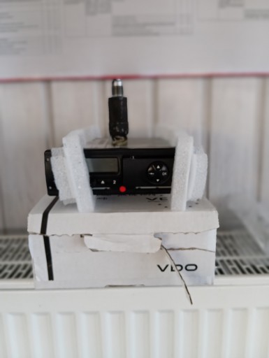 Б/у тахограф VDO2.2 от Renault 2017 24В + датчик KITAS2 23,8мм