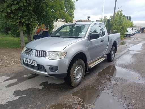 Mitsubishi L200 IV Double Cab 2.5 DOHC 136KM 2014