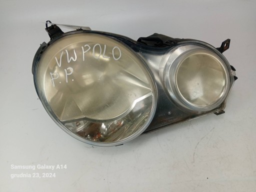 light right front VOLKSWAGEN POLO IV