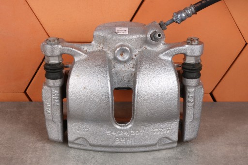 MINI F54 F55 F56 F57 F60 caliper brake left front 54/24/307 3368 km !!