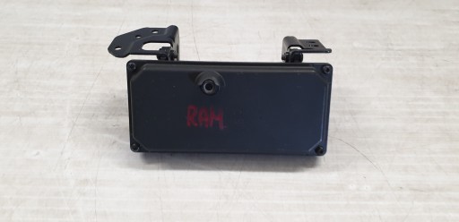 Dodge RAM 1500 5 В Камера Радар Переднє ВІКНО 68320948AB 19-24