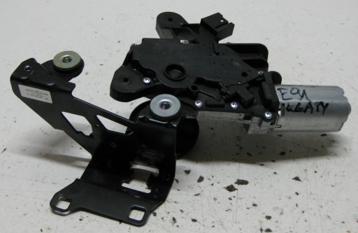 BMW E91 2.0 D 09R SILNICZK of a wiper bonnet BAGAZNIAK 7220905