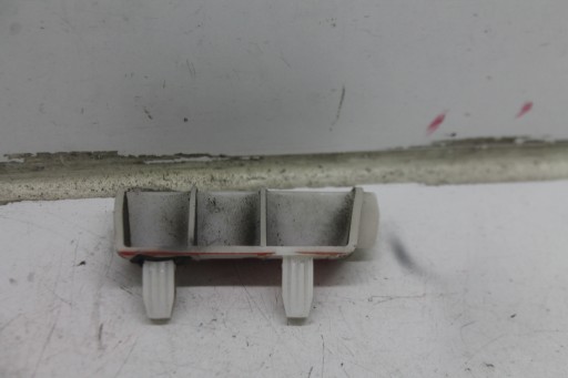 left support of the rear of a bumper NISSAN QASHQAI +2 J10 2.0 DCI 2008