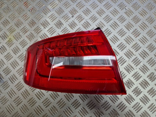 feu arrière gauche AUDI A4 B8 berline LIFT 12R->