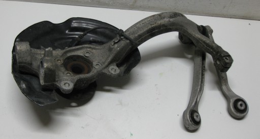 AUDI A6 C6 2.4 6V 05R swing of the pivot right front 4F0256
