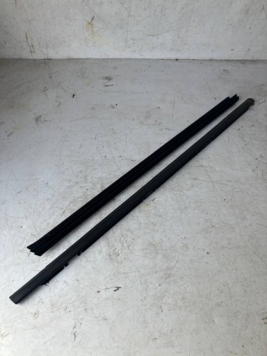 moulding dust door CITROEN C4 III right front 9830618780 KOMPLET