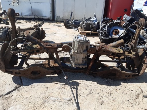 Балка задней подвески citroen c-crosser