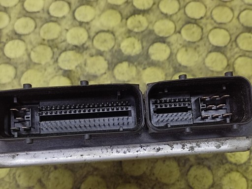 VW SHARAN and 1.9 TDI control unit of the engine 0281011198