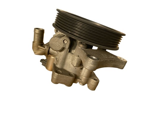 Mercedes C180 CGI W204 Servopumpe A0064666801 M271