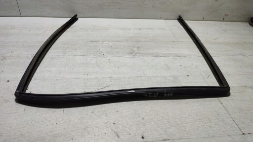 gasket windows door right rear part Mercedes w124 kombi
