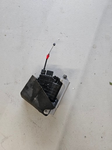 ЗАМОК ДЛЯ РАЗДВИЖНОЙ ДВЕРИ VITO W447 A4477600110