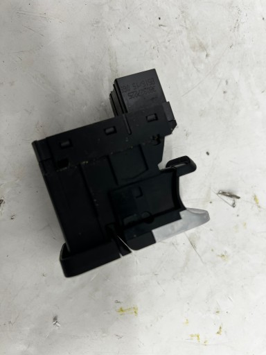 Schalter elektrische Parkbremse VW PASSAT B8 3G0927225